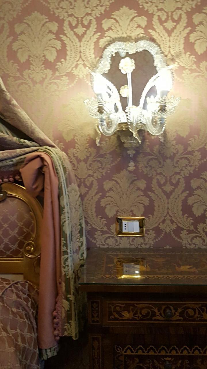 Casa Pisani Canal Venedig Exteriör bild